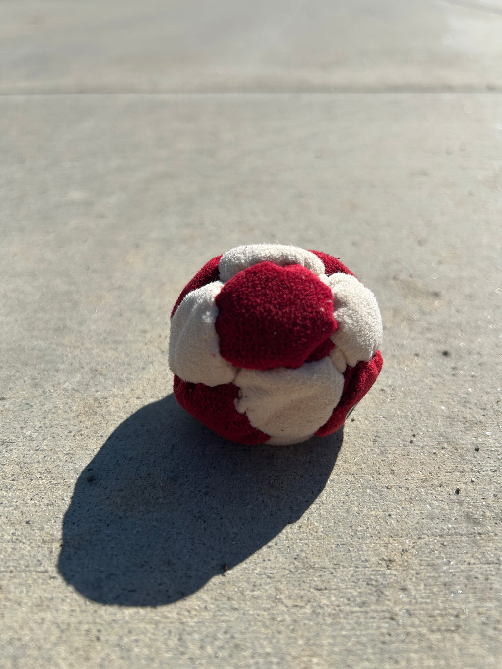 14 Panel Red Vs. Blue Footbag