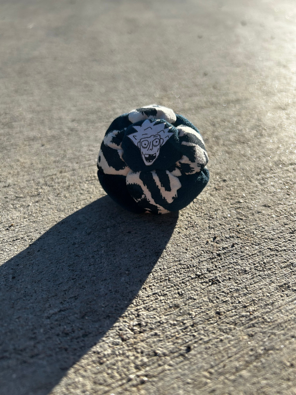 "Snow Leopard" 14 Panel Footbag