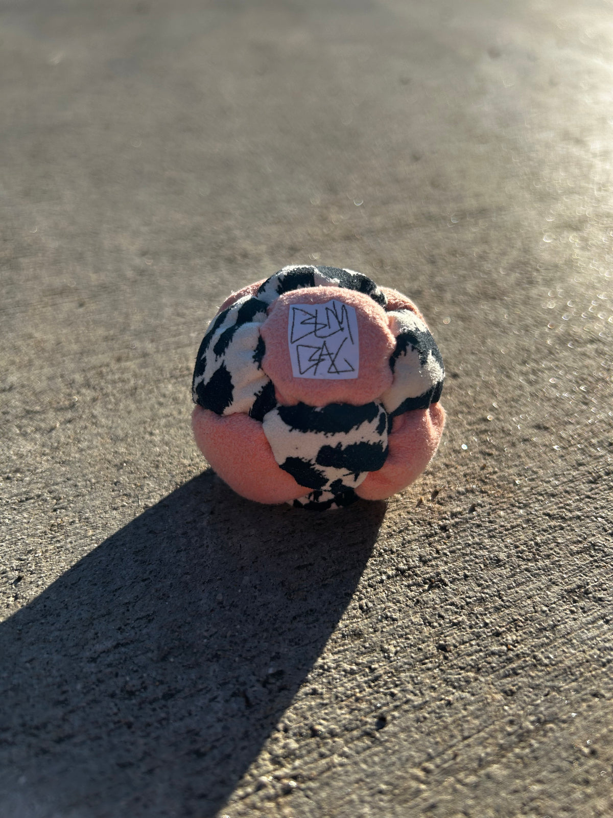 "Snow Leopard" 14 Panel Footbag