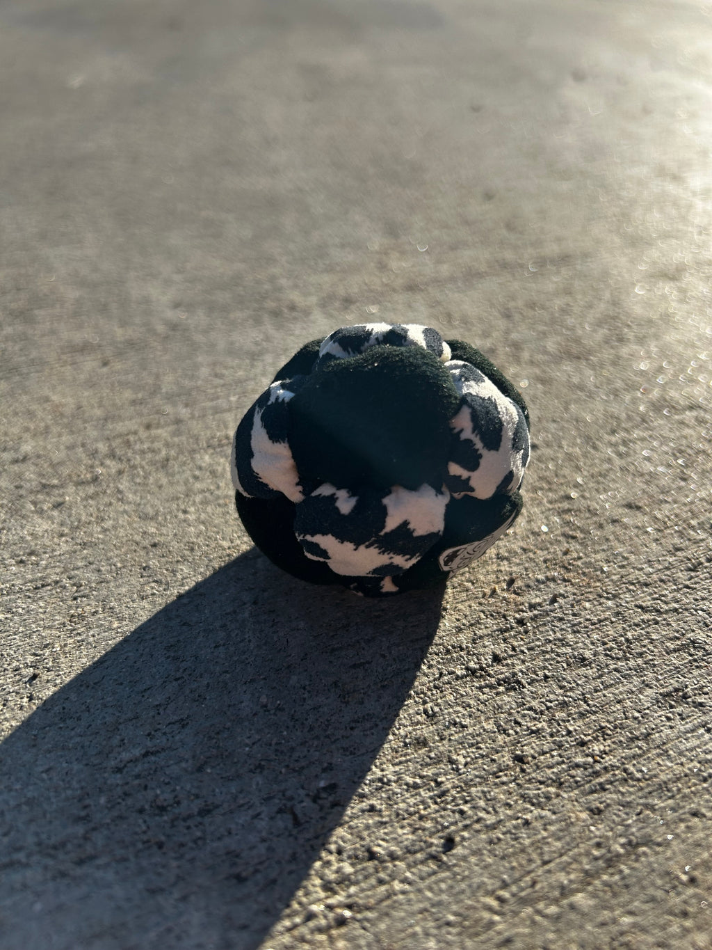 "Snow Leopard" 14 Panel Footbag